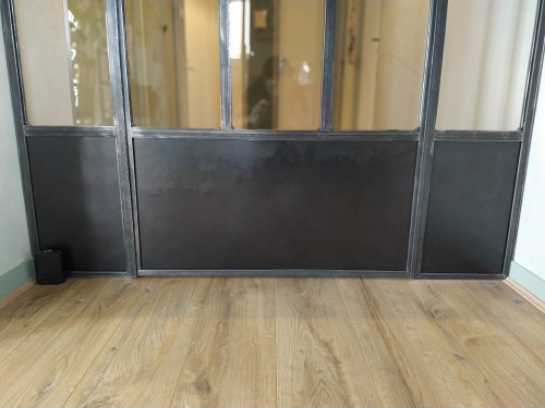 Verrière style industriel / Porte battante / Finition fer brut patiné
