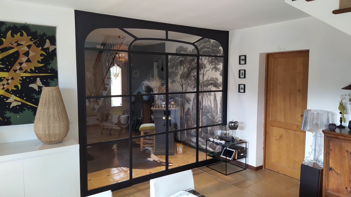 Verrière style art déco en cintre / Double porte battante / Finition thermolaquée