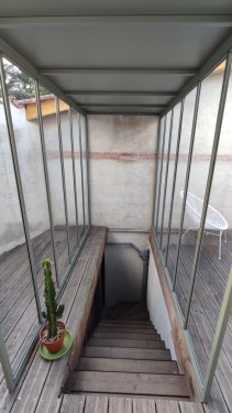 Verrière extérieure style industriel / Toiture en tôle / Finition thermolaquée